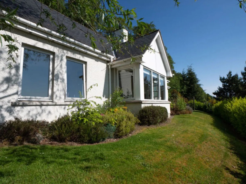 House Ness Side Drumnadrochit