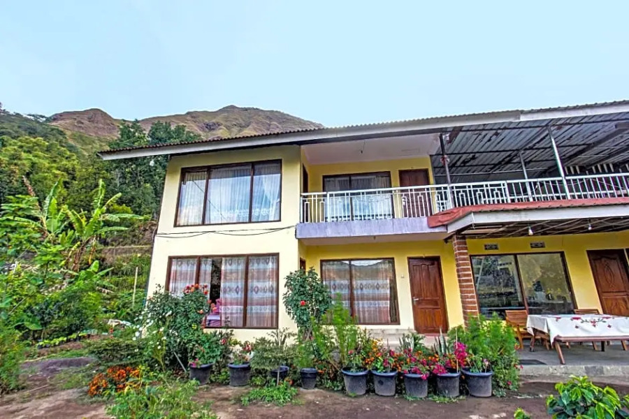 OYO 91744 Hotel Gemilang