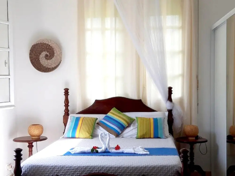 Studio in Baie Mahault, With Private Pool, Enclosed Garden and Wifi - 15 km From the Beach