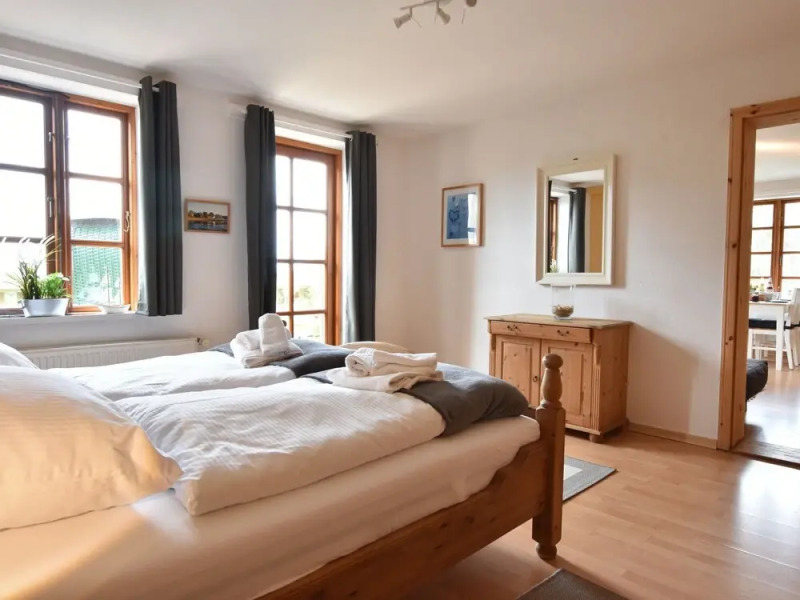 Ethereal Apartment in Stove With Garden