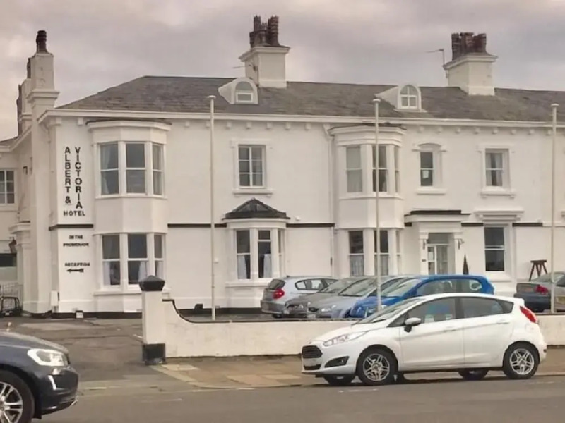 Albert & Victoria Hotel