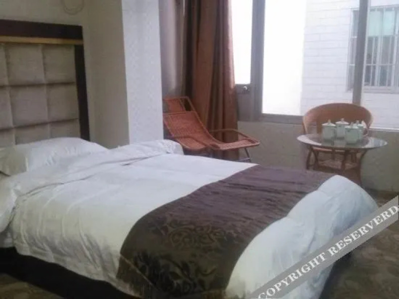 Yulin Kaiyulin Business Hotel