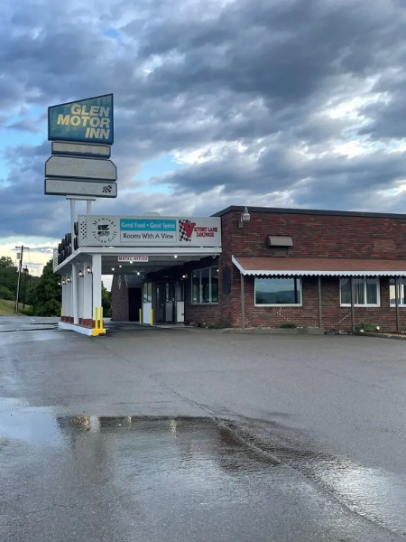 The Hotel Laurel at Seneca