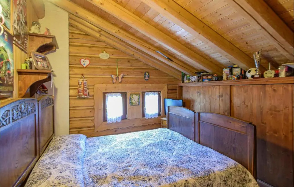 Awesome Apartment in Borno With 4 Bedrooms and Wifi