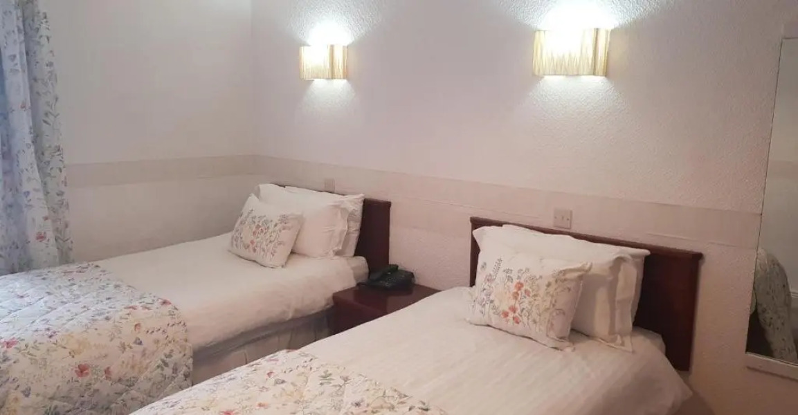 Tankerville Arms Hotel