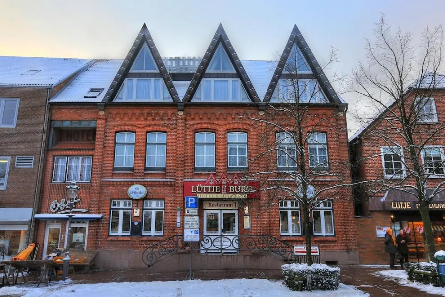 Lüttje Burg Hotel & Restaurant