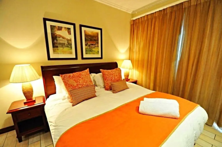 Eden Island, Beach front, Luxury, 3 Bed Ensuite, WiFi