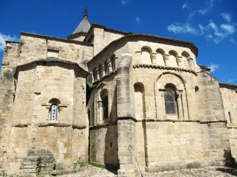 Maison de 3 chambres avec piscine partagee jardin amenage et wifi a Nant