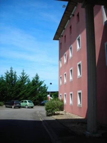 Balladins Poitiers Jaunay Clan