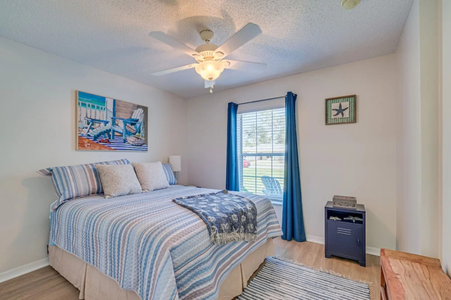 Citrus Springs Retreat w/ Grill & Screened Porch!