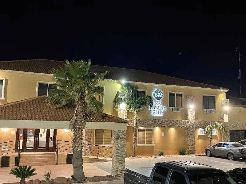 Best Western Plus Cumbres Aeropuerto