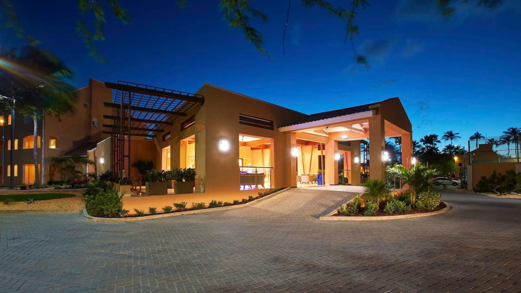 Divi Dutch Village Beach Resort