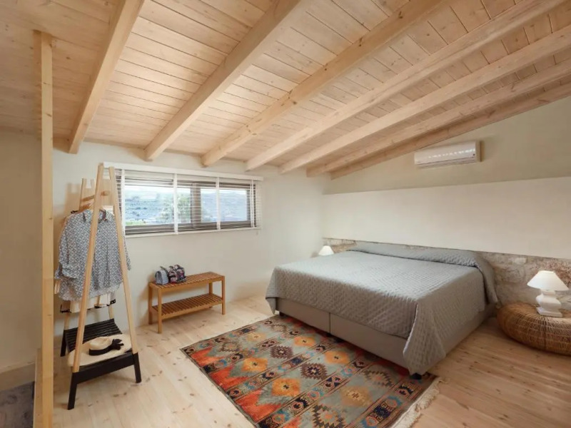 The Olive Grove Cottage with private swimming pool