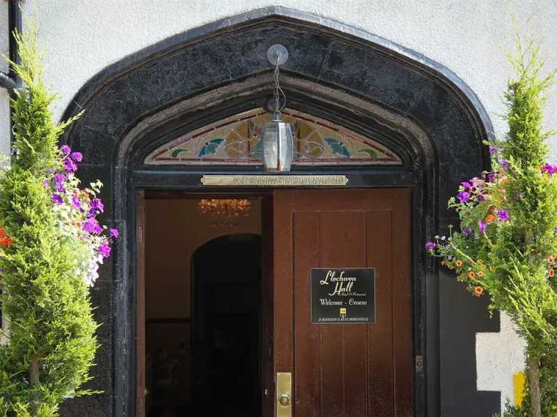 Llechwen Hall Hotel