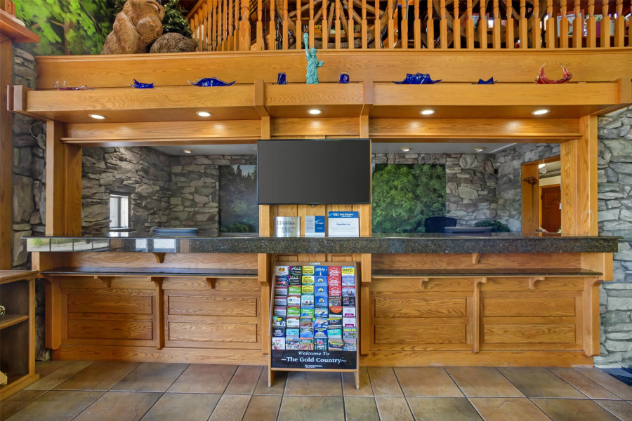 Best Western Plus Yosemite Gateway Inn