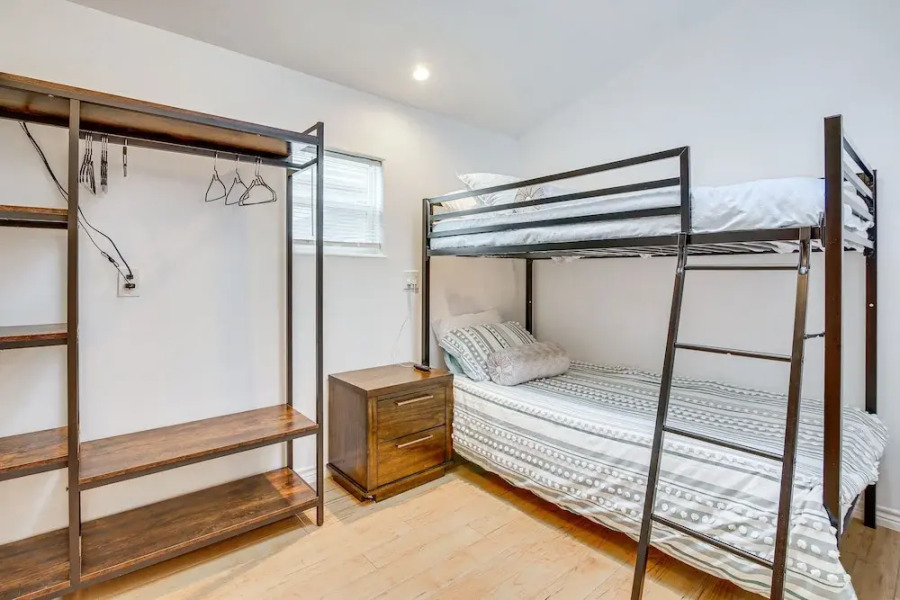 Canalfront Port Isabel Cottage: 5 Mi to Beach!