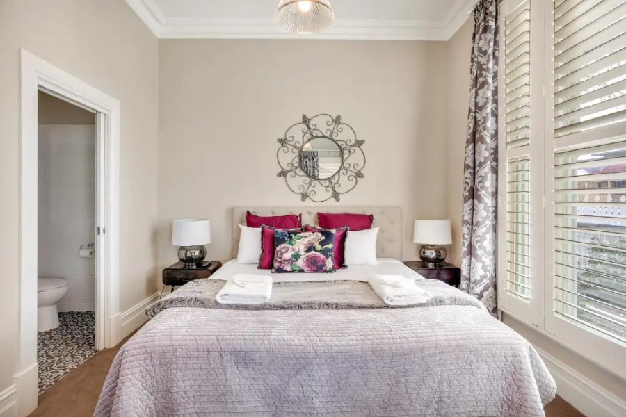 Grandview Accommodation - The Elm Tree Apartments