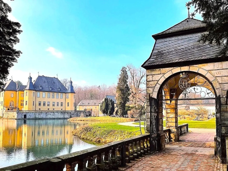 Well -kept apartment in Juechen on a horsefarm
