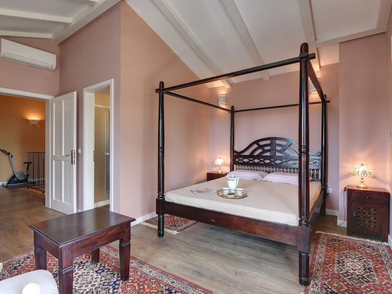 Detached Villa With Swimming Pool in the East of Istria Near the Sea