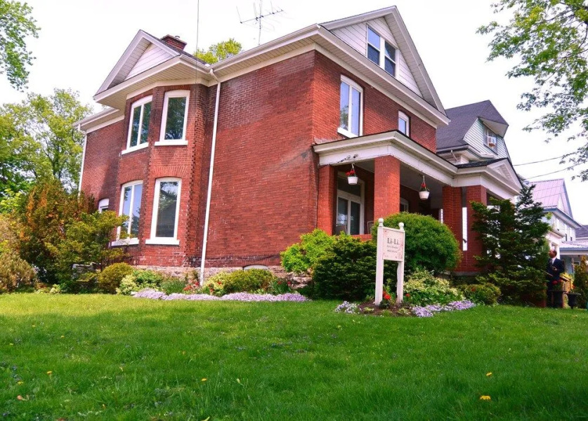 Li-Li Bed and Breakfast