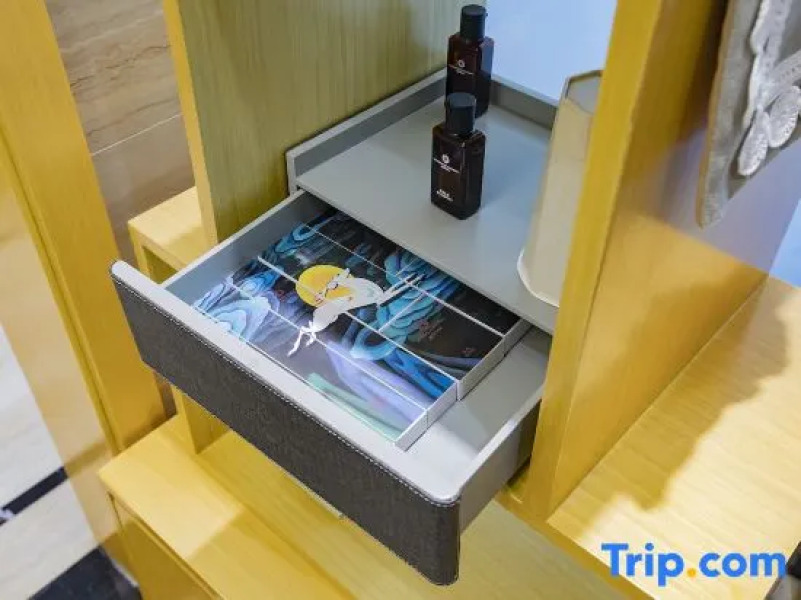 Yuanzhi Jiuse Boutique Hotel