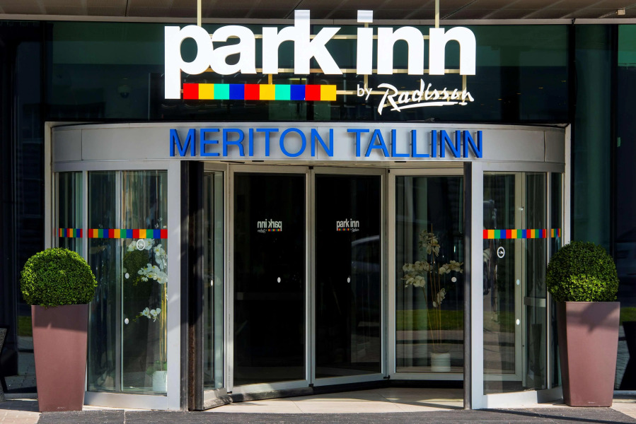 Отель Park Inn by Radisson Meriton Conference & Spa Tallinn