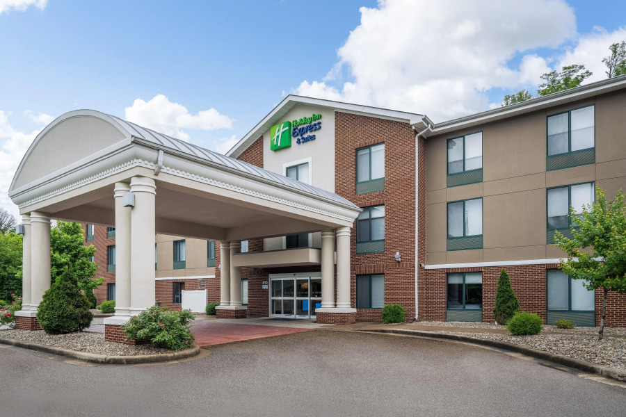 Holiday Inn Express Hotel & Suites Tell City by IHG