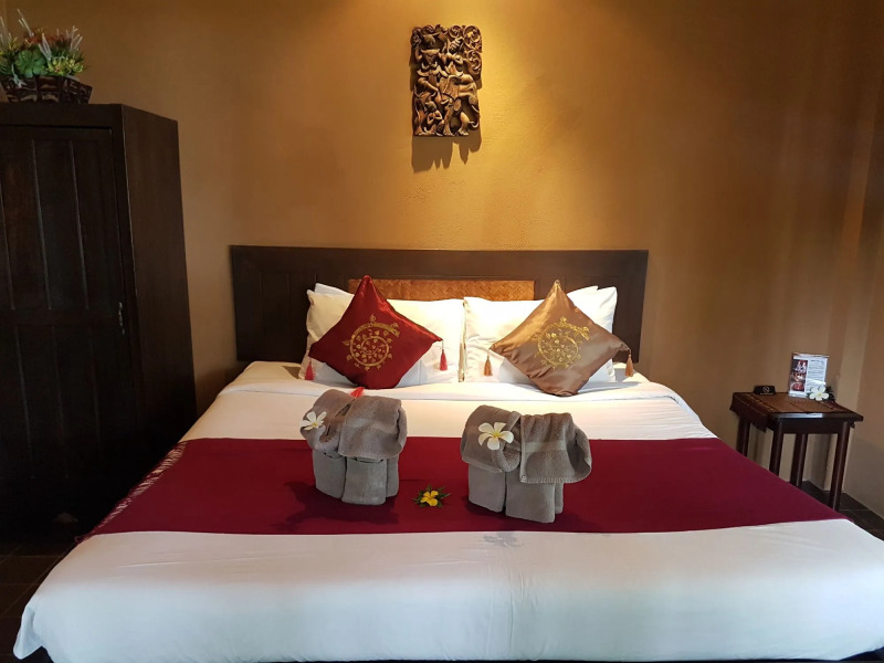 Melina's Beach Front Bungalow