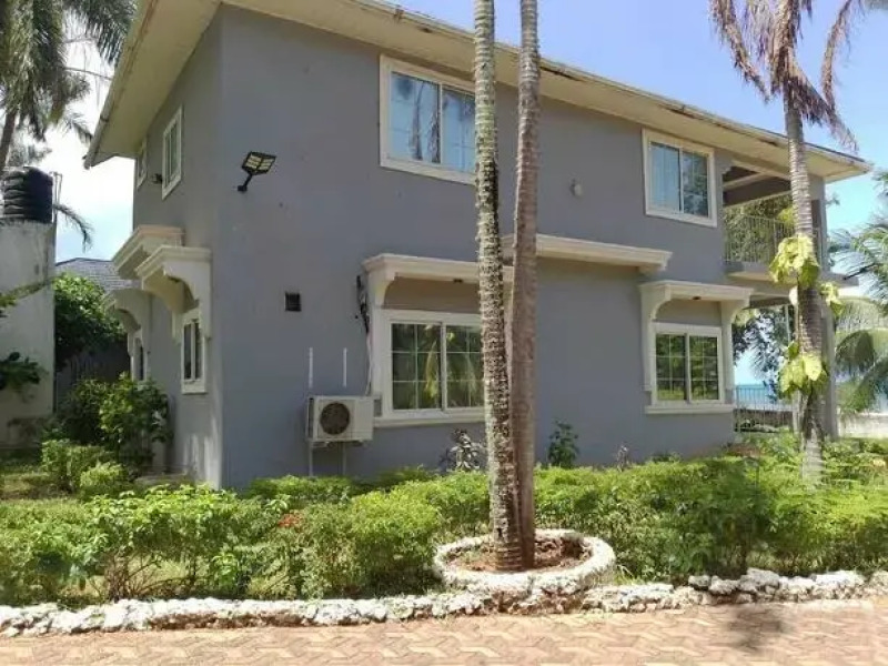 Bahia De Vera Apartments