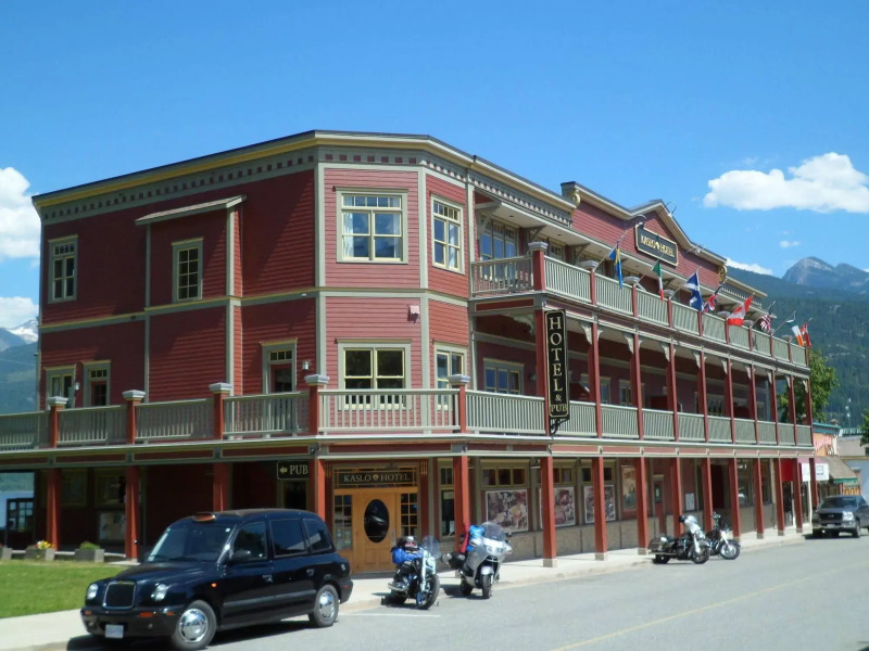 Kaslo Hotel