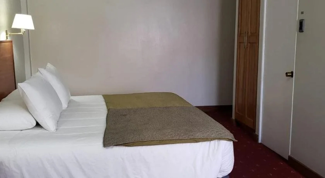 Hotel Gavina Express