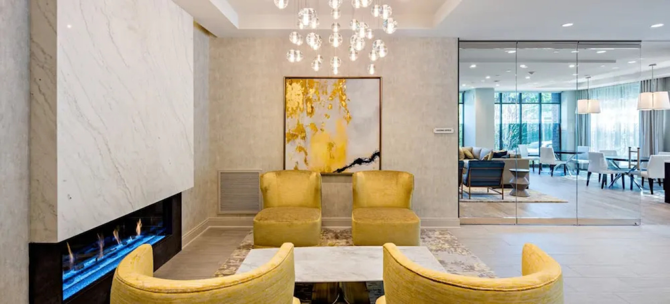 Kings Point Lux Suites