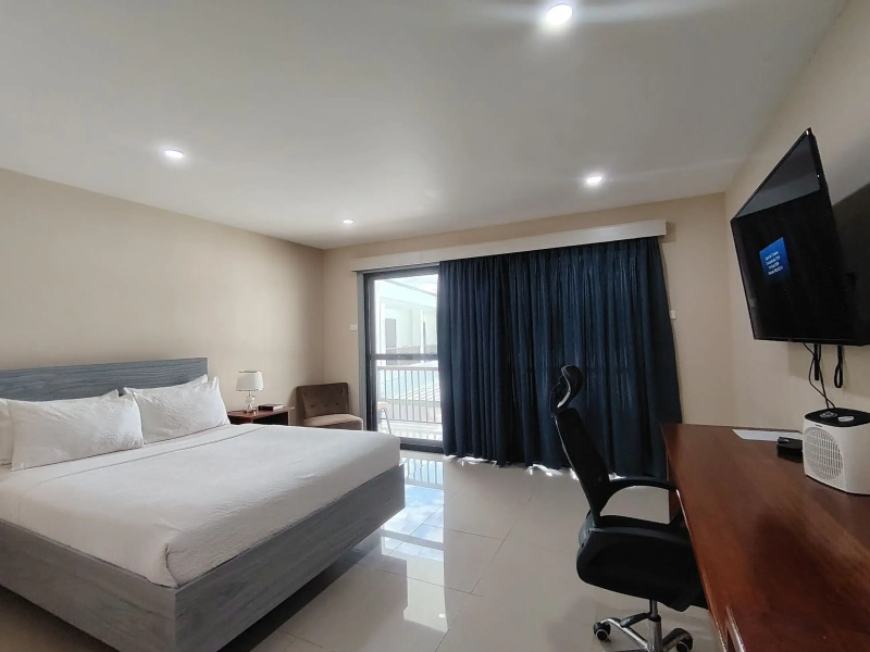 McRoyal Hotel