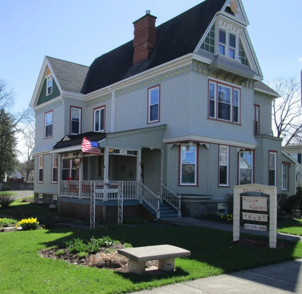 Pillow and Pantry B & B