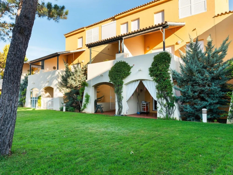 Sun-kissed Holiday Home in Islantilla With Swimming Pool