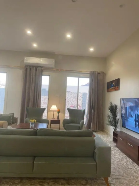 فيلا بمزرعة