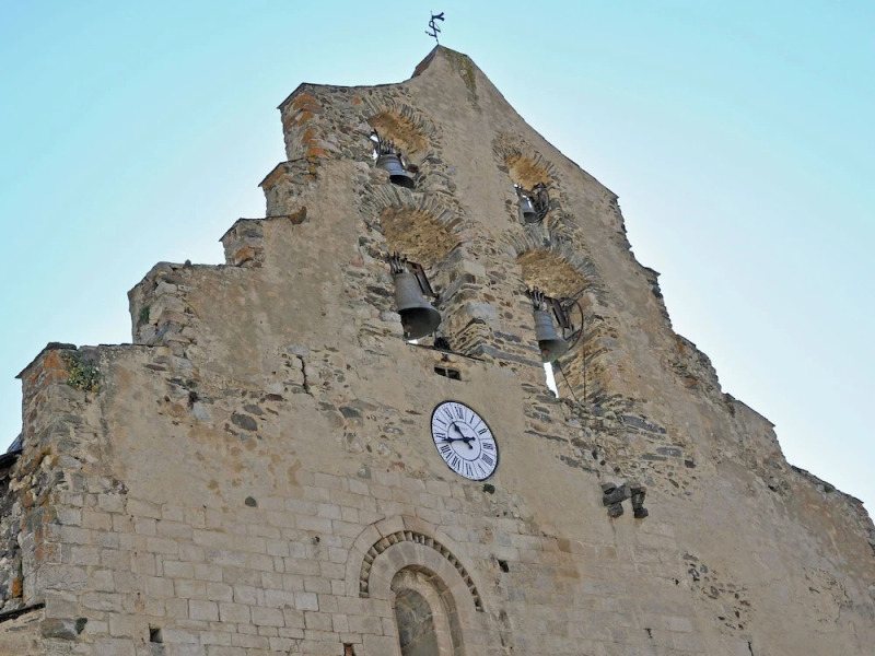 Inviting Villa in Ayguatebia-talau With Garden