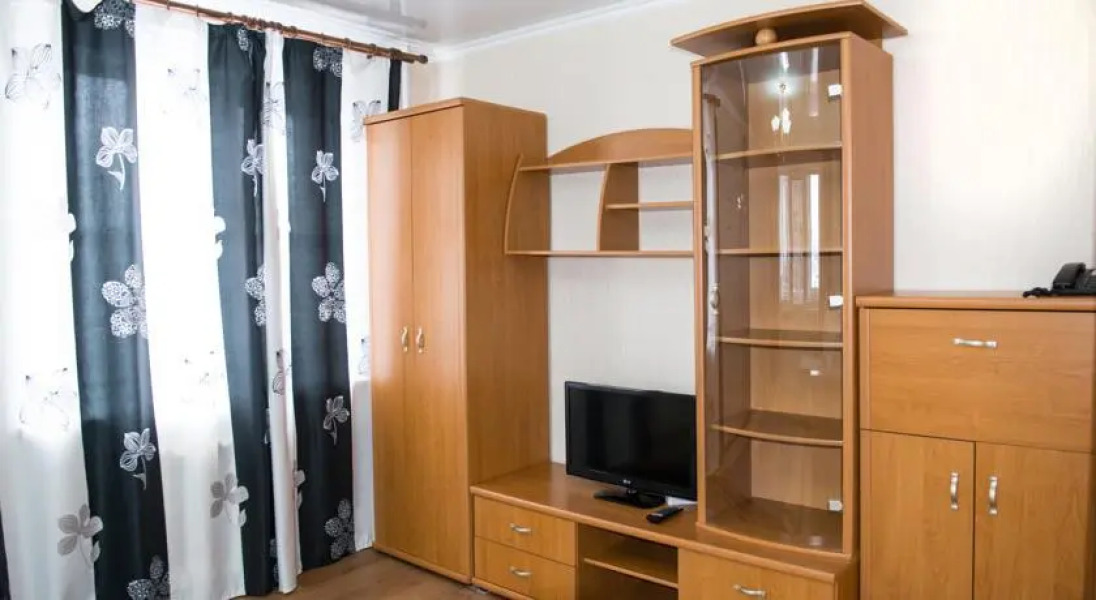 Richhouse on Gogolya 33-1