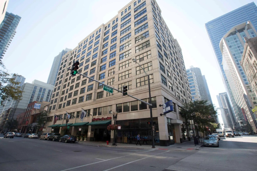 Hampton Inn & Suites Chicago Downtown