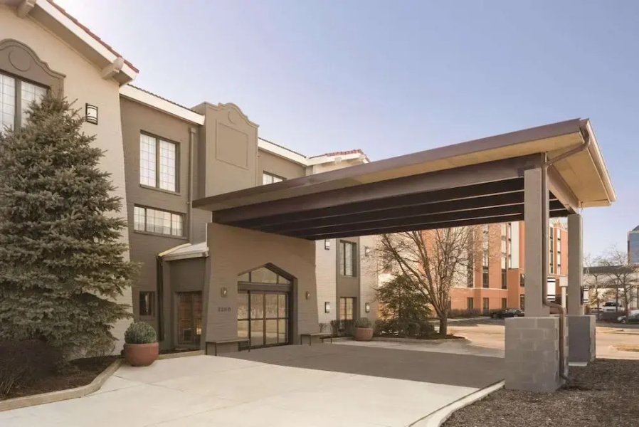 Country Inn & Suites By Radisson, Hoffman Estates, Il