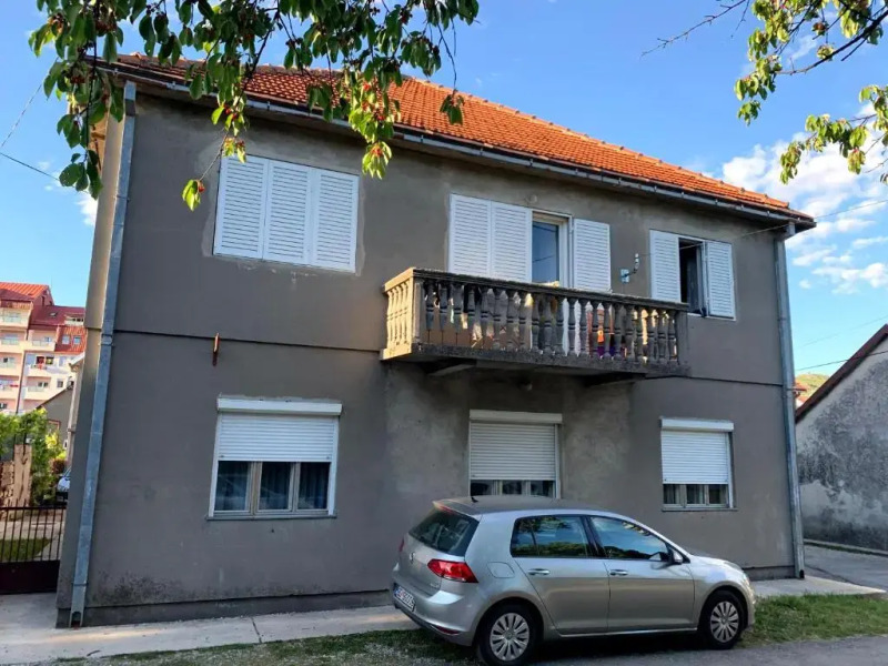 Hostel Holiday Cetinje