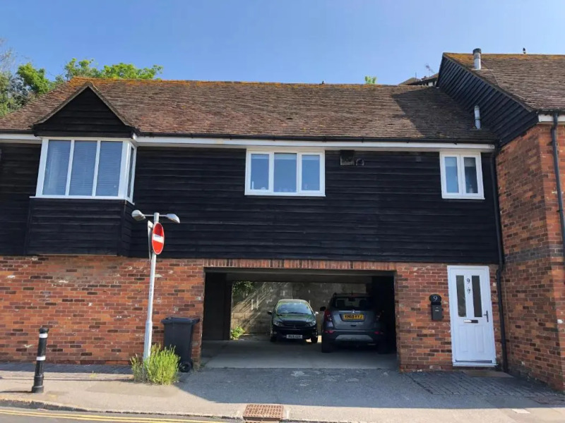 9 the Coach House in Rye