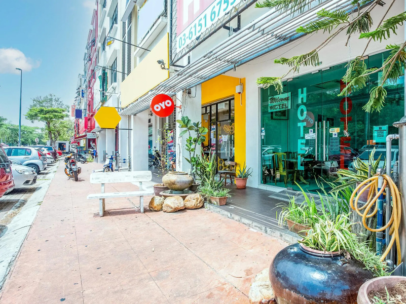 OYO 90152 Hill Inn Tsb