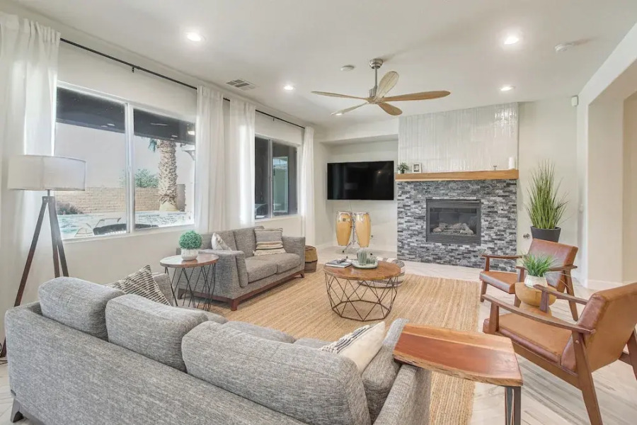 Indio Oasis w/ Heated Saltwater Pool + Hot Tub!