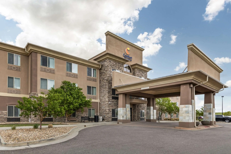 Comfort Inn & Suites Brighton Denver NE Medical Center