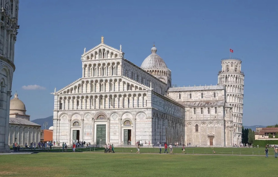 Nice Apartment in Benabbio with Hot Tub & 3 Bedrooms