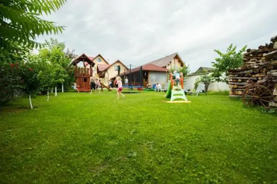 Pensiunea Casa cu Flori