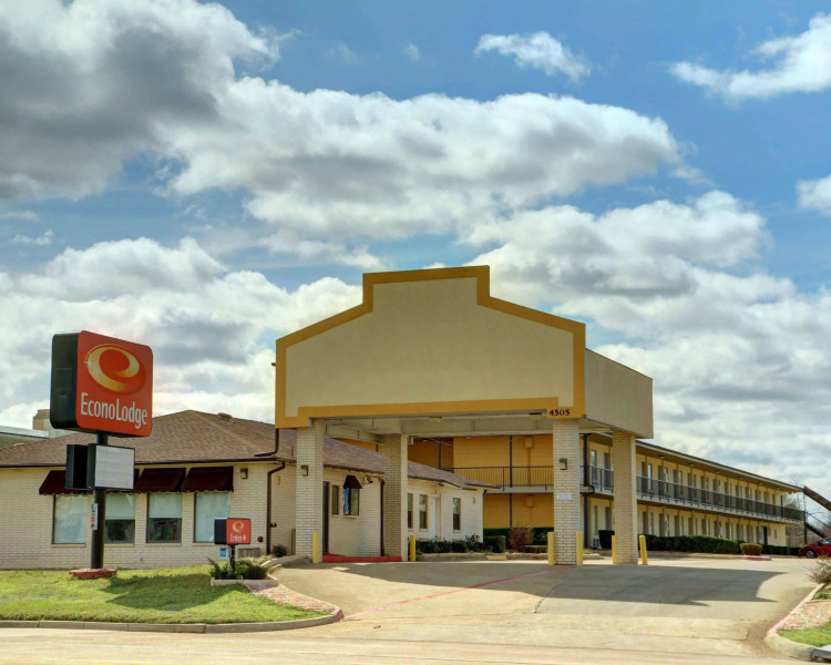 Econo Lodge Texarkana I-30