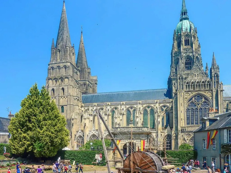 Mercure Omaha Beach Hotel