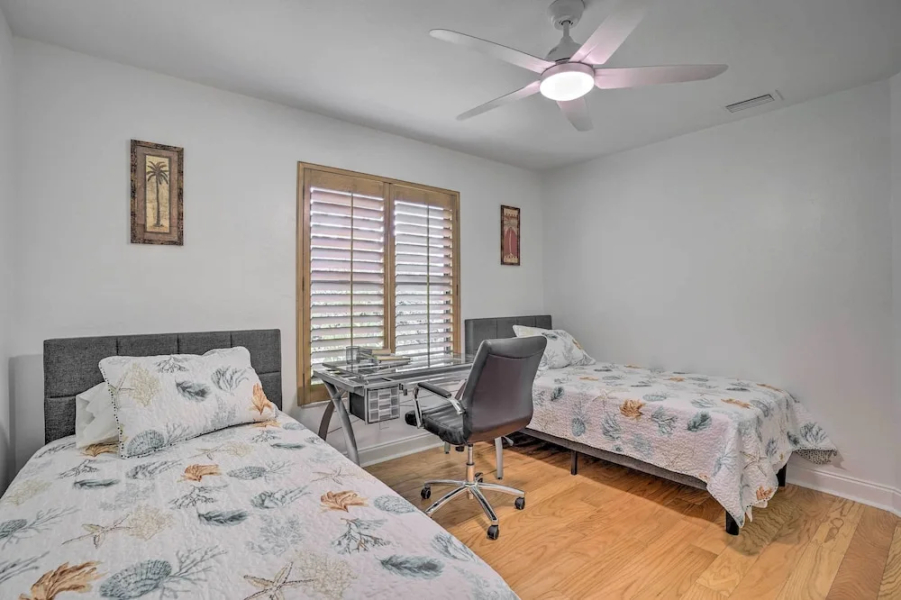 Naples Home w/ Private Pool: 6 Mi to Dtwn!